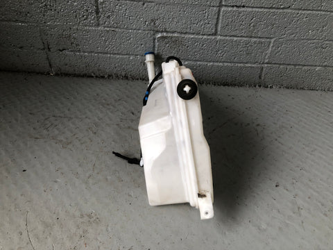 Range Rover Sport Windscreen Washer Fluid Tank Reservoir Pumps L494 CPLA17B613AH