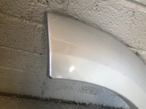 Discovery 4 Door Wheel Arch Trim Off Side Rear Zermatt Silver Land Rover
