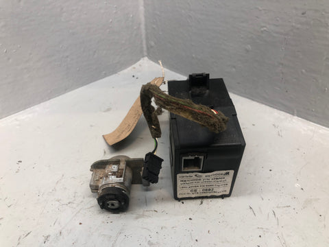 Freelander 2 Ignition Barrel with 1 Key Door Lock Land Rover 2006 to 2015 D08066