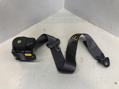 Discovery 2 Seat Belt Centre Rear in Grey Land Rover 1998 to 2004