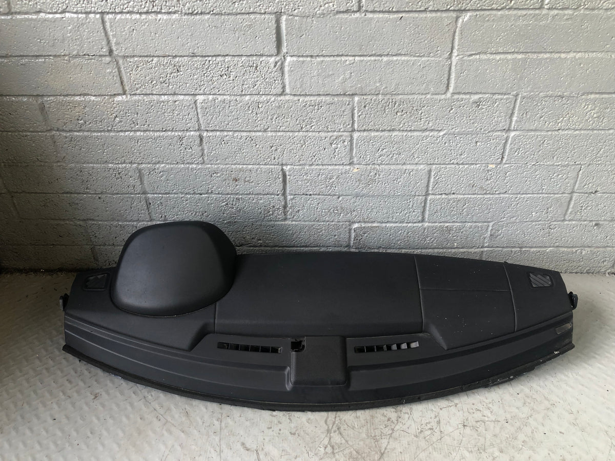 Discovery 4 Dashboard Black Sat Nav Land Rover 2009 to 2016 D03086