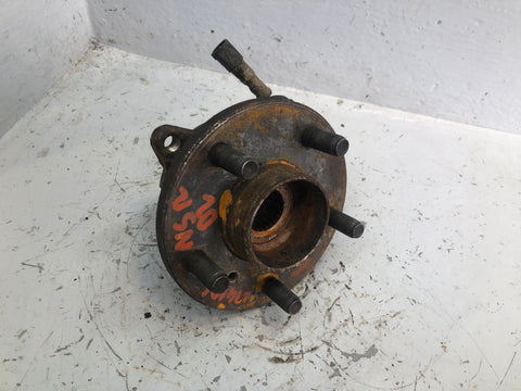 Discovery 2 Hub Bare with ABS Sensor Near Side Rear TD5 Land Rover 1998 to 2004