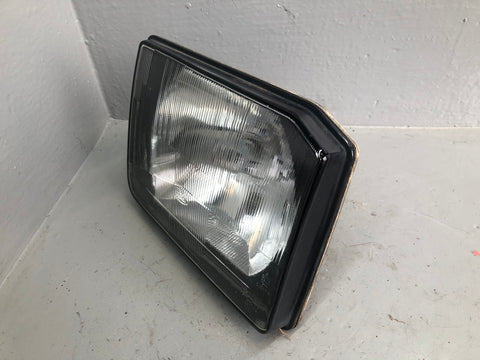Discovery 2 Headlight Off Side Pre-Facelift XBC105120 Land Rover L20076