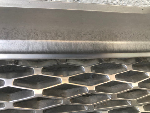 Range Rover L322 Grille Front Facelift Grey Land Rover 2006 to 2010 D01076
