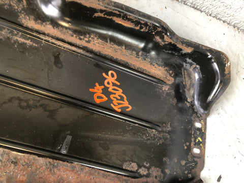 Discovery 4 Fuel Tank Guard LR015384 Land Rover 2009 to 2016 J23096