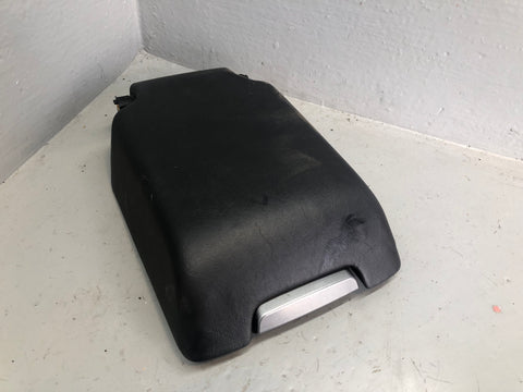 Discovery 3 Centre Console Lid Armrest Smooth Leather Land Rover J17076