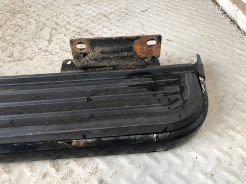 Discovery 3 4 Side Steps Pair Of Black Land Rover 2004 to 2014 K26086