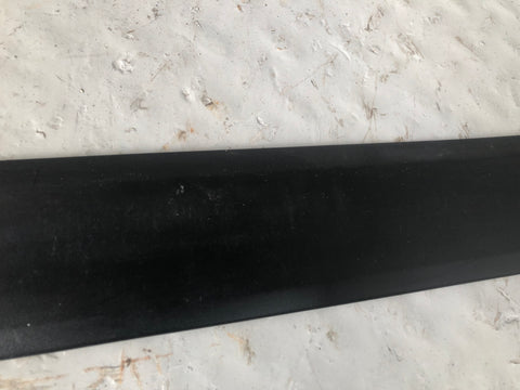 Discovery 3 Door Rubbing Strip Off Side Front 2004 to 2009 Land Rover K17026