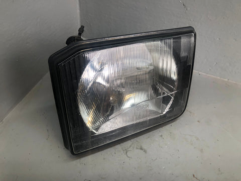 Discovery 2 Headlight Near Side Pre-Facelift XBC105130 Land Rover L20076