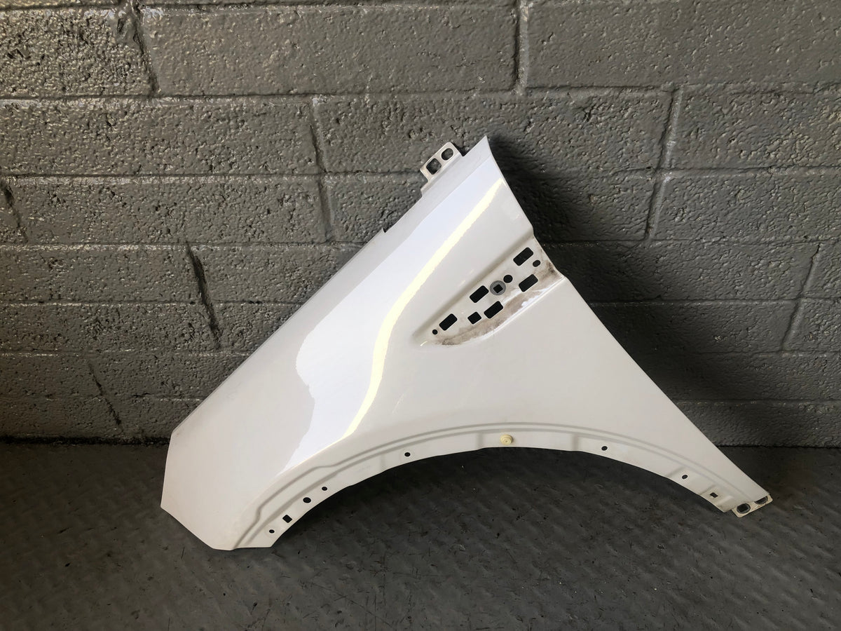 Discovery Sport Front Wing Near Side Front Fuji White Land Rover 2014 to 2019