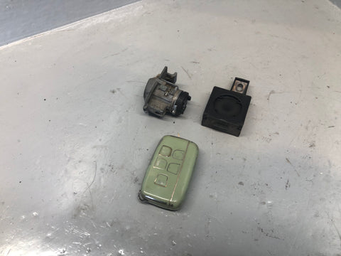 Freelander 2 Lock Set Keys Door Lock Land Rover 2006 to 2015 L05086