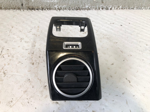 Discovery 3 Piano Black Dashboard Vents and Radio Surround Set Land Rover L07106