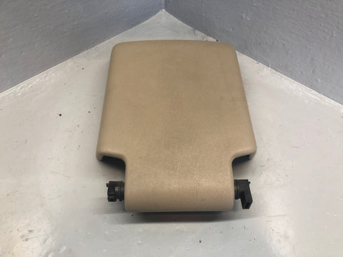 Discovery 4 Armrest Centre Console Almond Leather Land Rover 2009 to 2016 K18066
