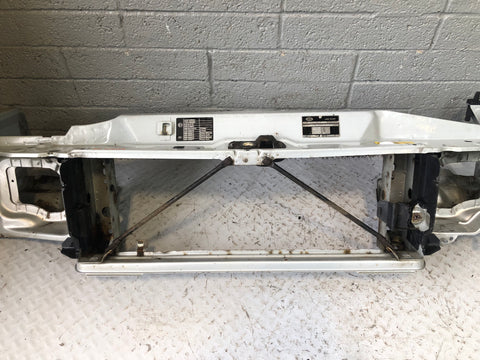 Discovery 2 Slam Front Panel Zambesi Silver Land Rover 2002 to 2004 L14106
