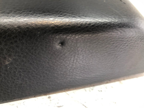 Discovery 3 Centre Console Lid Armrest Grain Leather Land Rover L03096