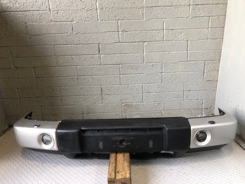 Discovery 2 Front Bumper Complete Facelift Land Rover 2002 to 2004 Silver