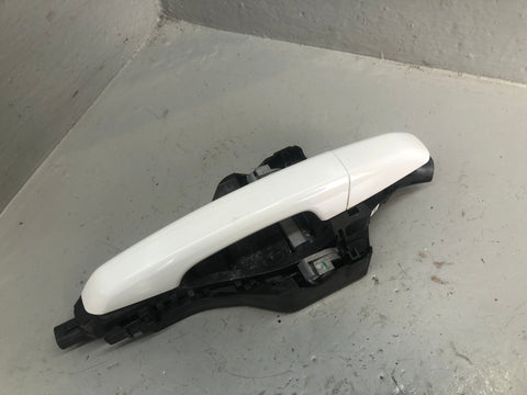 Discovery Sport Door Handle Exterior Near Side Front Fuji White Land Rover