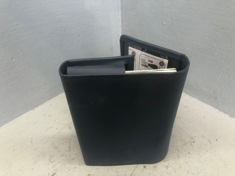 Discovery 4 Handbook User Manual in Wallet Land Rover 2014 to 2016 L10076