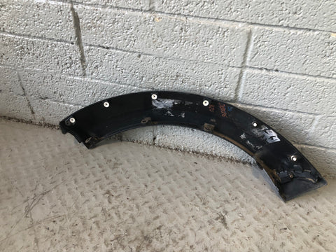 Discovery 4 Wheel Arch Trim Rear Quarter Right Santorini Black Land Rover D13086