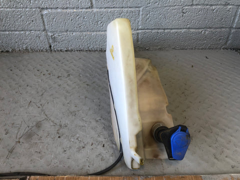 Jaguar XF Windscreen Washer Tank Bottle Reservoir with 2 Pumps X250 2011 to 2015