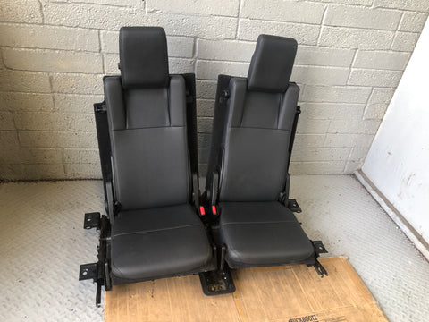 Discovery 3 Seats Rear 3rd Third Row in Black Land Rover 2004 to 2009 J17076