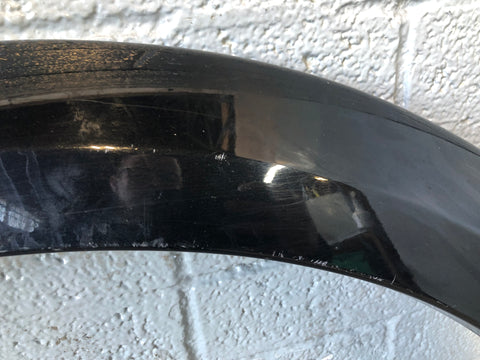 Discovery 4 Wheel Arch Trim Front Near Side Sumatra Black Land Rover L319