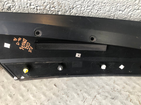 Range Rover D Pillar Trim Cover L322 Near Side Rear Facelift 2009 to 2013