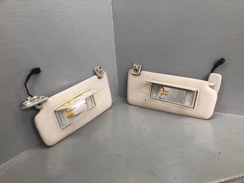 Range Rover Evoque Sun Visors Illuminated Pair Of in White L538 L03066