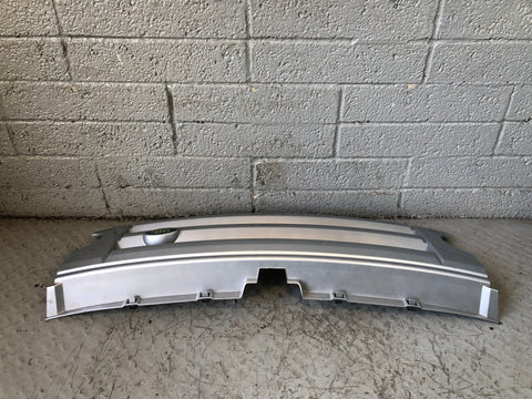 Discovery 3 Grille Front Zermatt Silver Land Rover 2004 to 2009 L03096