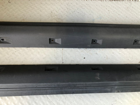 Discovery 3 or 4 Sill Trim Cover Protector Pair Land Rover 2004 to 2014 J14096