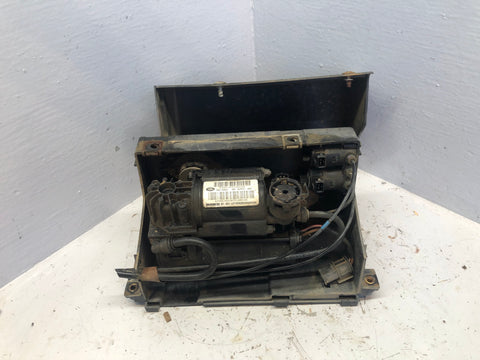 Discovery 2 Air Suspension Compressor Wabco RQG100041 Housing L318 Land Rover
