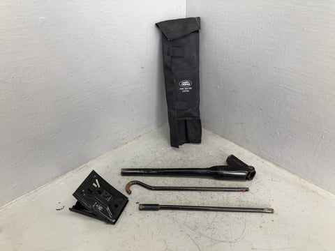 Discovery 3 4 Tool Kit in a Bag KBK500160 Land Rover 2004 to 2016 L03096