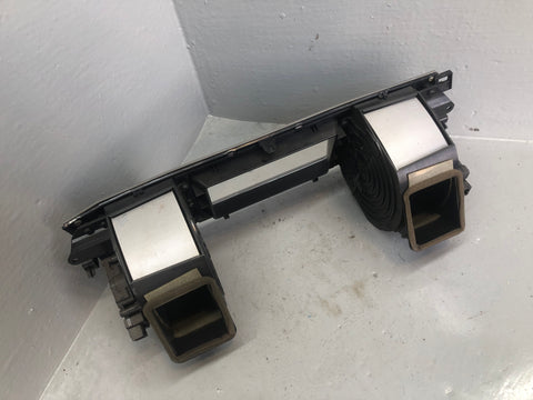 Jaguar XF Dashboard Air Vents Centre CX23-19K617-AC X250 2007 to 2012