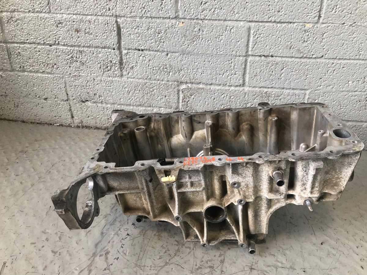 Range Rover L322 Oil Sump Upper Tray 4.4 TDV8 448DT Land Rover 2010 to 2013