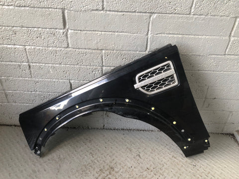 Discovery 4 Front Wing Near Side Santorini Black LRC 820 2009 to 2016 D13086
