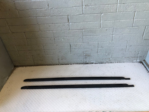 Discovery 3 or 4 Roof Rails Three Quarter Length Bars Land Rover CAB500120PVJ