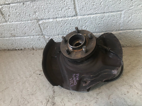 Range Rover L322 Hub Assembly Near Side Front 2006 to 2009 All Models D01076