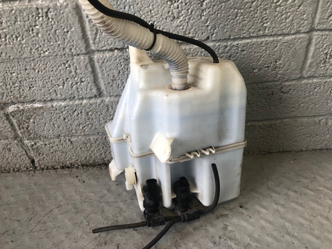 Freelander 2 Washer Bottle Windscreen Two Pump Land Rover 2006 to 2015 No Cap