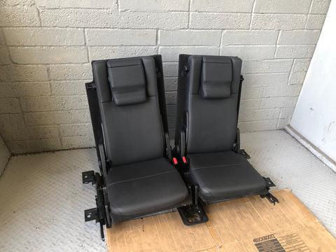 Discovery 3 Seats Rear 3rd Third Row in Black Land Rover 2004 to 2009 J17076