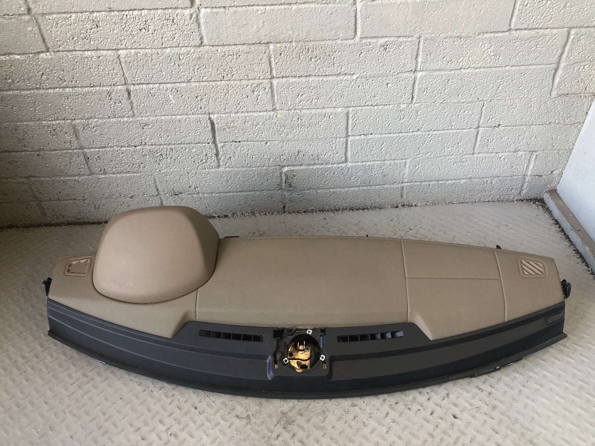 Discovery 4 Dashboard Nutmeg Sat Nav Land Rover 2009 to 2016 D13086