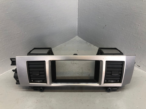 Jaguar XF Dashboard Air Vents Centre CX23-19K617-AC X250 2007 to 2012