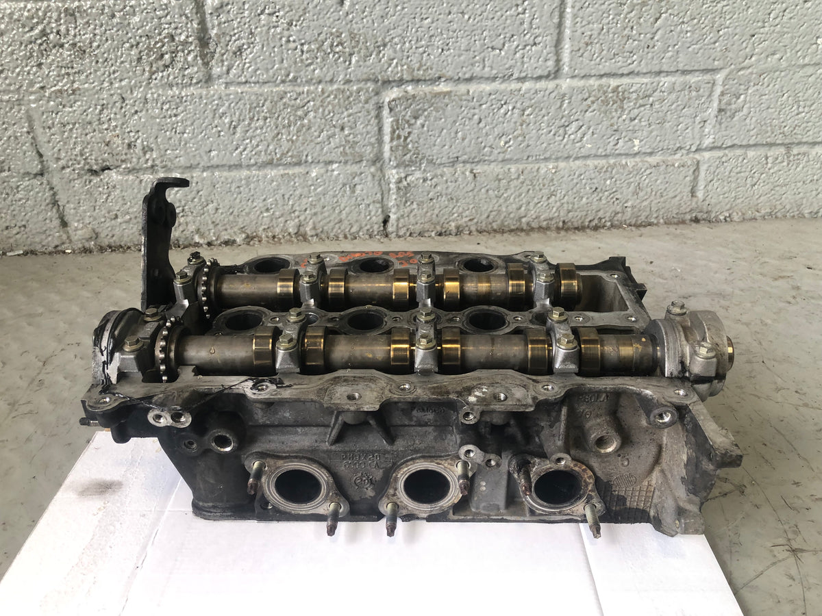 Cylinder Head 3.0 TDV6 Right Discovery 4 Range Rover Sport Land Rover D16076