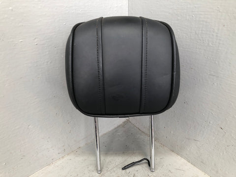 Range Rover L322 Head Rests Pair With Screens Black Leather With Remote Kit