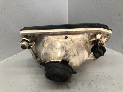 Discovery 2 Headlight Near Side Pre-Facelift XBC105130 Land Rover L20076