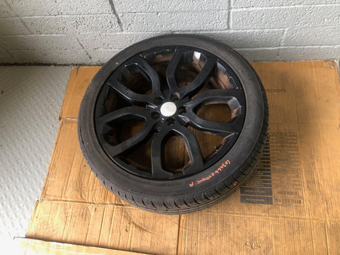 Range Rover Evoque Alloy Wheel and Tyre 20" 245/45ZRF20 L538 L03066A
