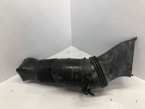 Range Rover L322 Air Intake Duct Pipe PIJ000022 3.0 TD6 2002 to 2006
