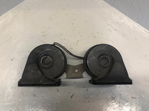 Freelander 2 Horns Pair of Two Tone Land Rover 2012 to 2014