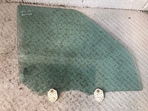 Discovery 3 Window Glass Off Side Front Land Rover 2004 to 2009 K02066