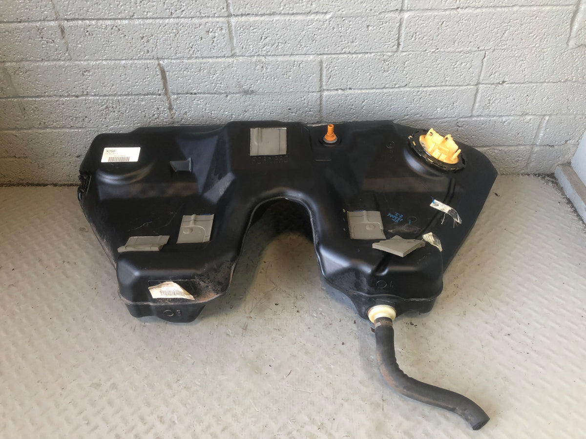Jaguar XF Fuel Tank Plastic and Sender Pump 2.2 TD4 X250 2011 to 2015