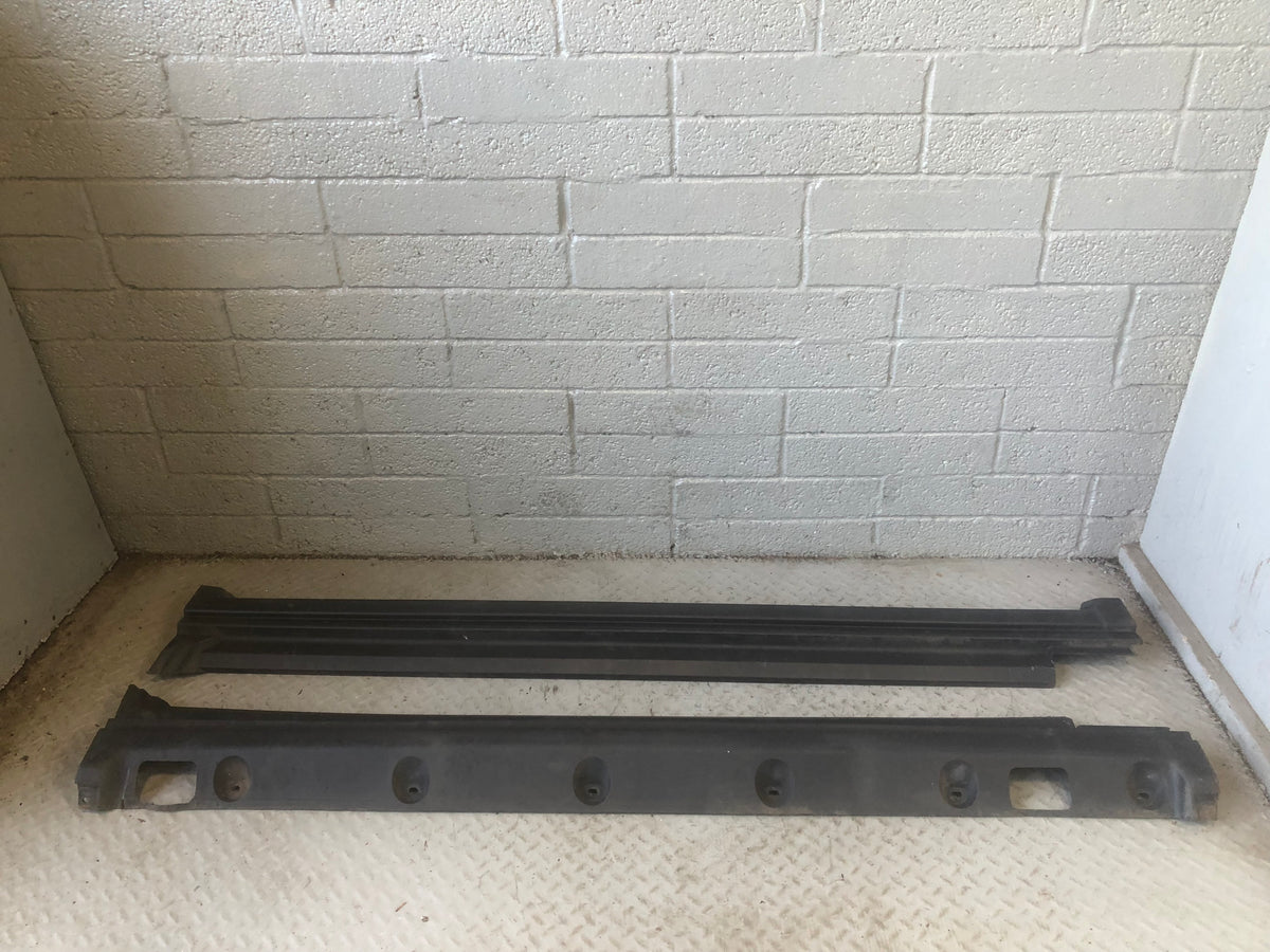 Range Rover L322 Sill Covers Plastic Trims Pair Of 2002 to 2013 D01076